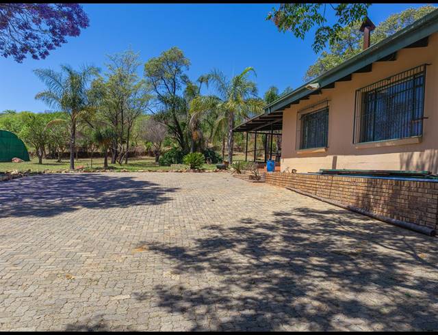 FARM FOR SALE IN DE WAGENSDRIFT AH